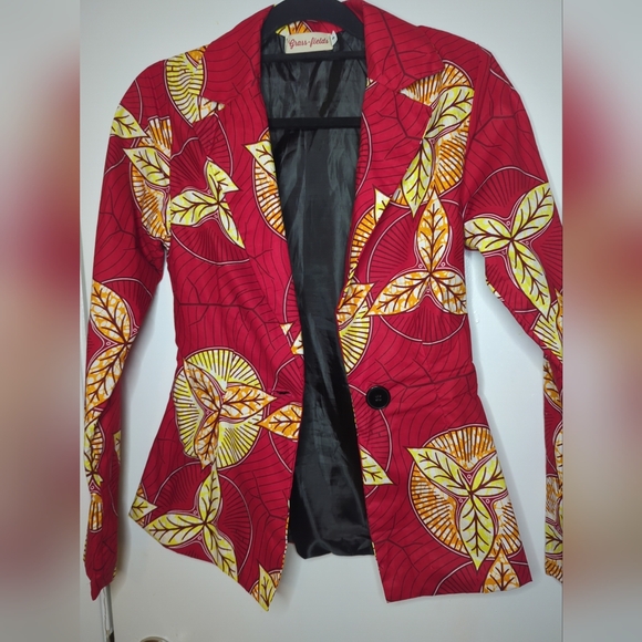 Grass Fields Blazer Jacket Size S Red And Yellow Ankara Fabric - Picture 4 of 16